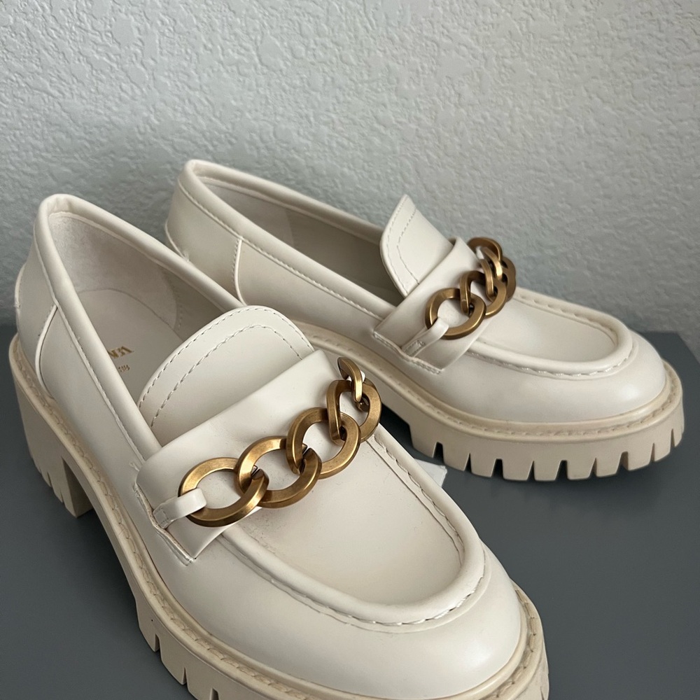 Zara Cream Loafers with Gold Chain Detail